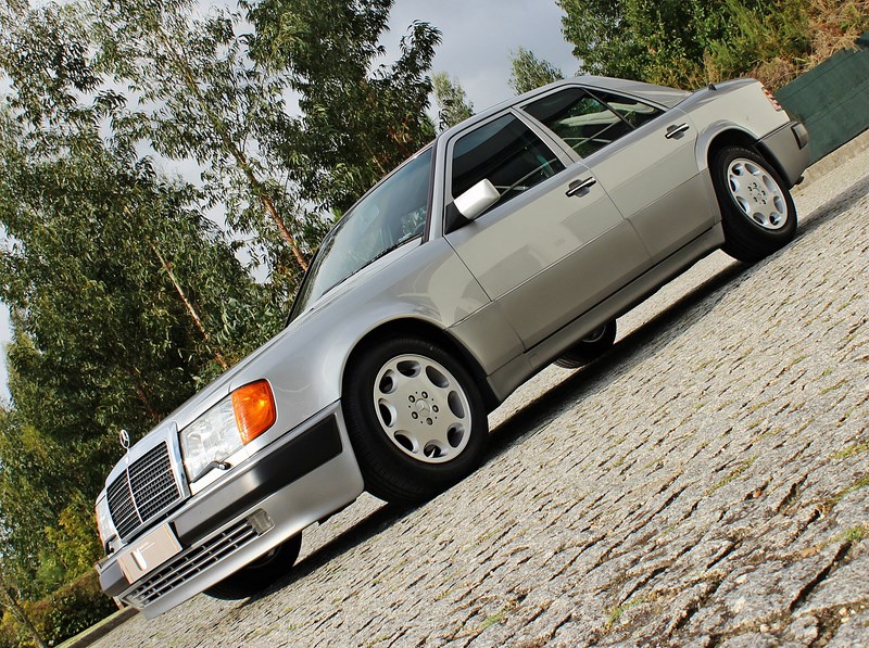 1992 Mercedes Benz W124 500E